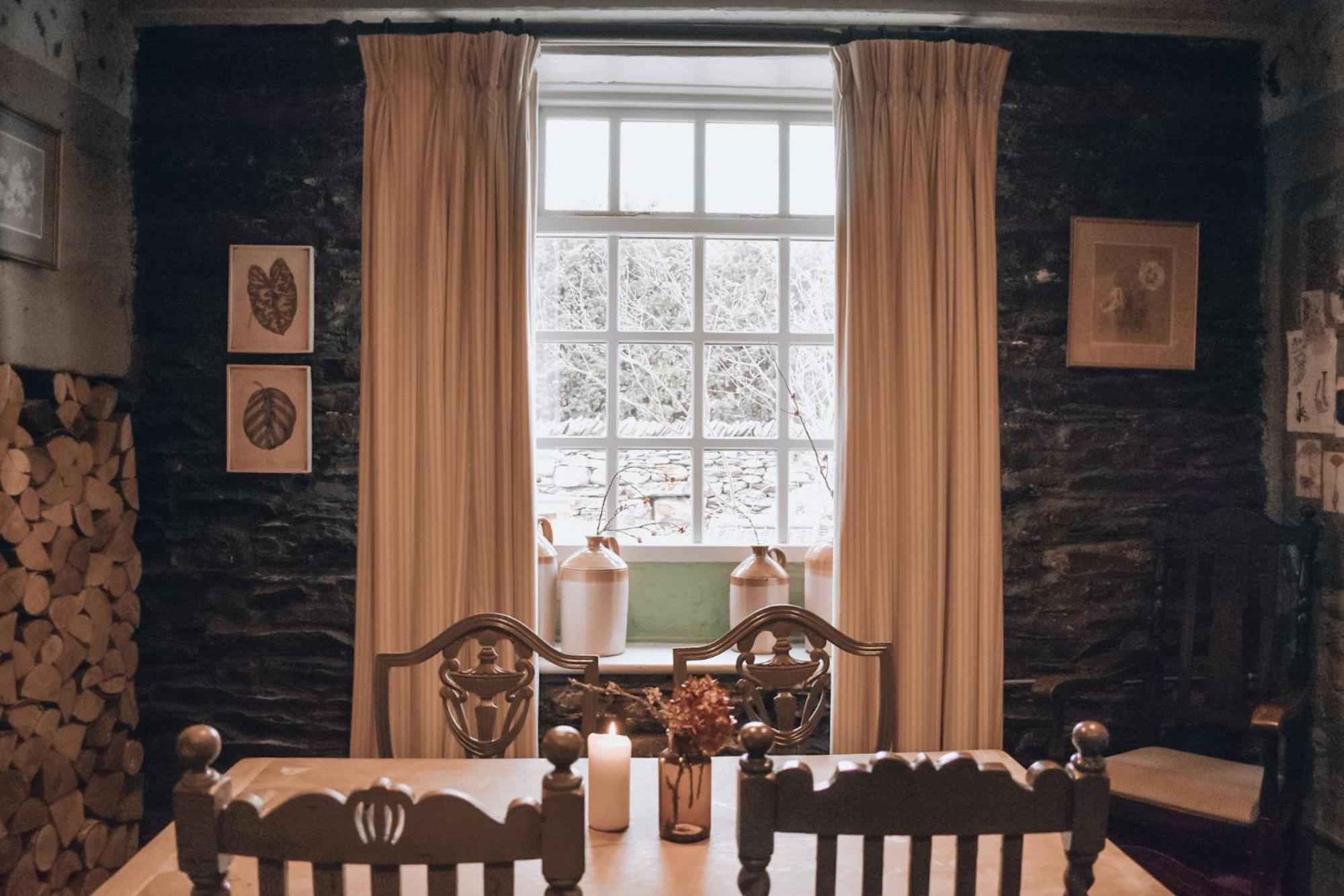 The Hare & Hounds Inn Bowland Bridge Esterno foto