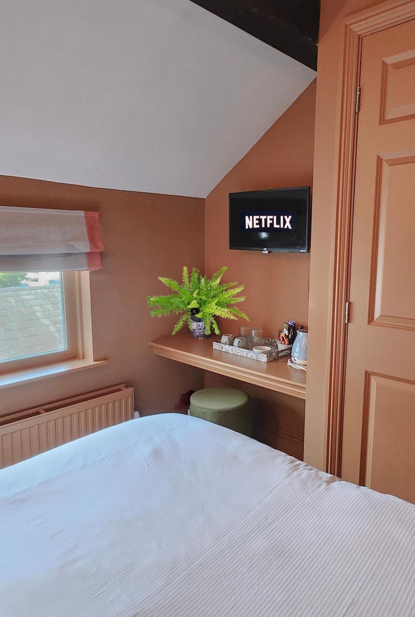 The Hare & Hounds Inn Bowland Bridge Camera foto